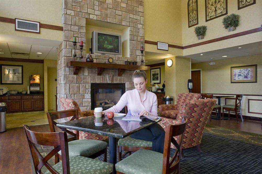 Hampton Inn & Suites Nashville-Smyrna Restaurant foto